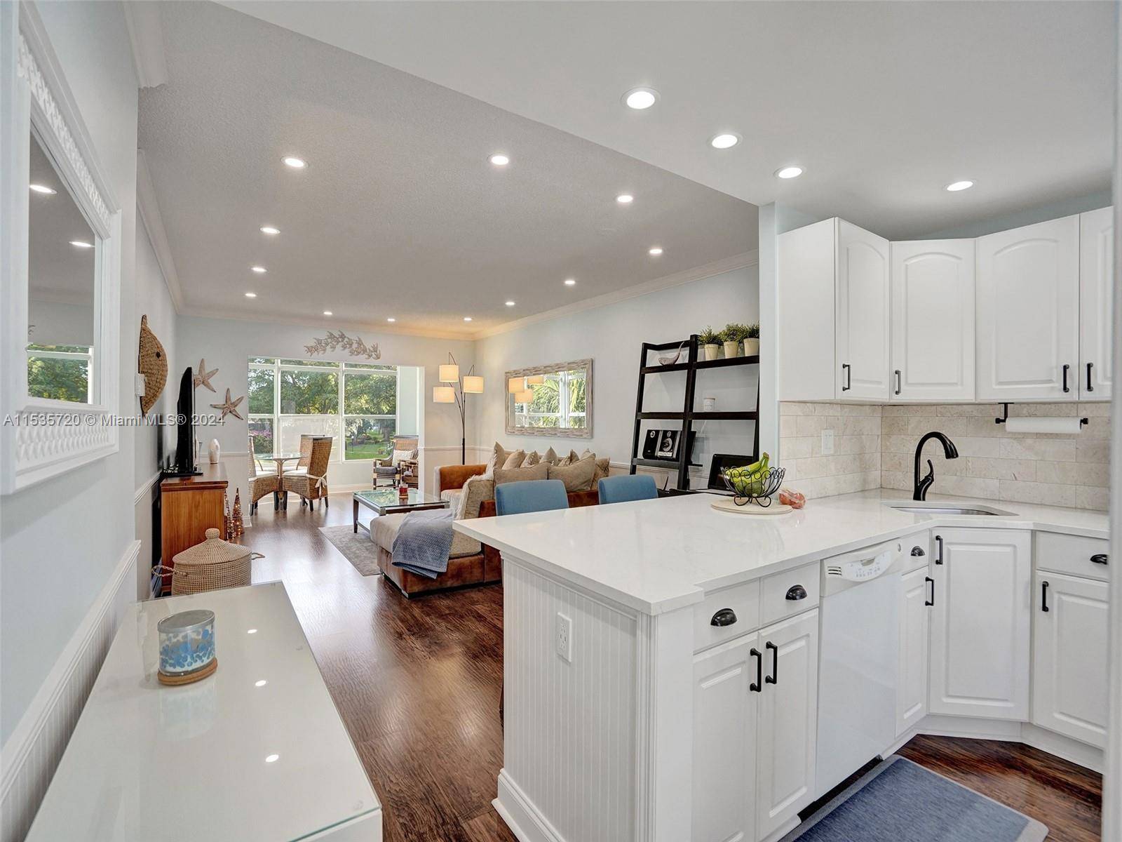 Lauderdale Lakes, FL 33313,5171 W Oakland Park Blvd #204