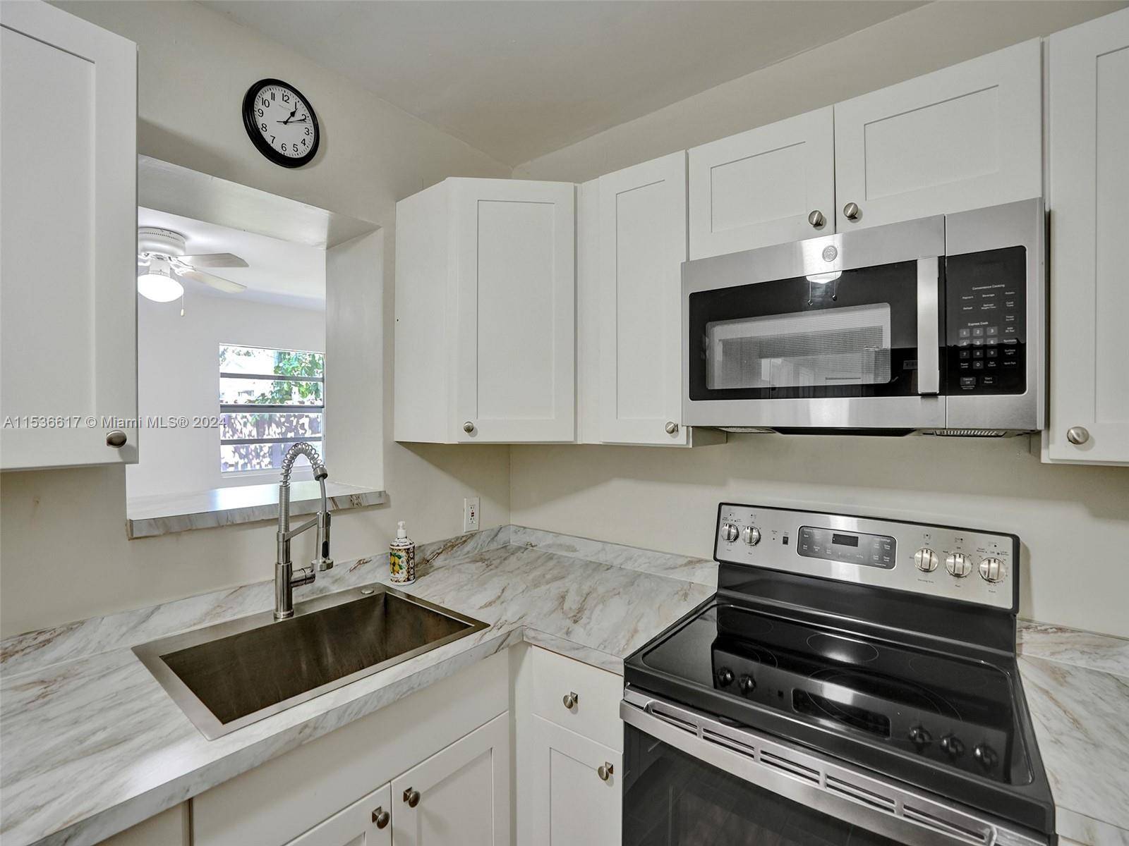 Miramar, FL 33023,6109 SW 40th Ct