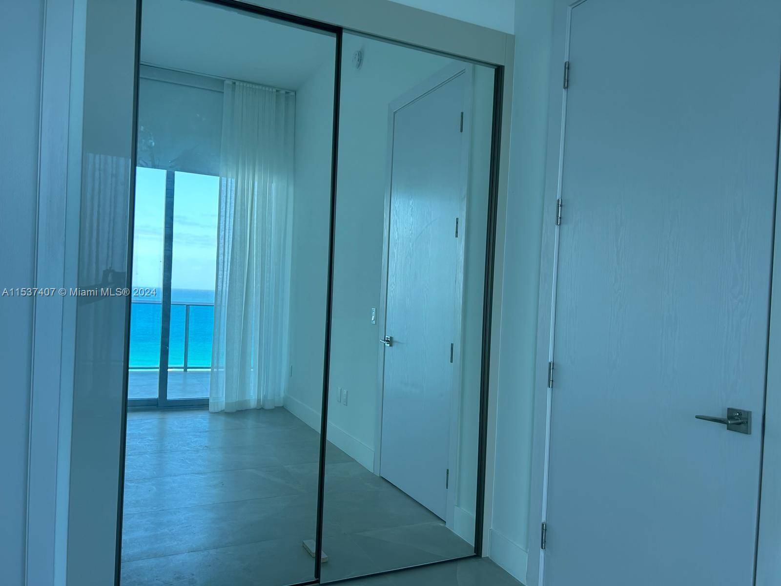 Sunny Isles Beach, FL 33160,17550 Collins #1604