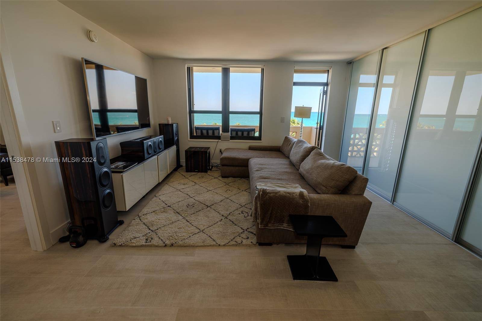 Bal Harbour, FL 33154,10185 Collins Ave #619