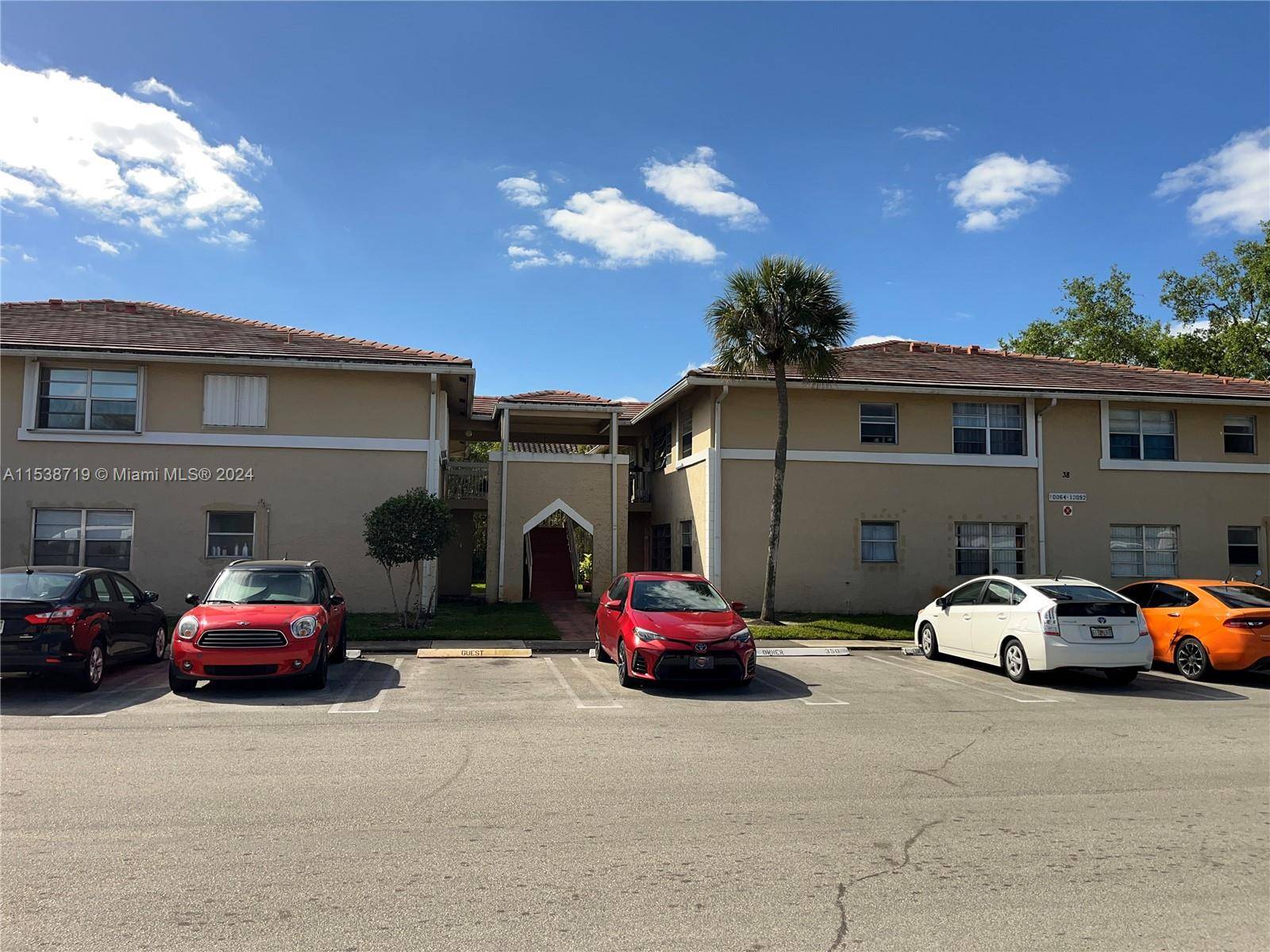 Coral Springs, FL 33071,10064 Twin Lakes Dr #38-B