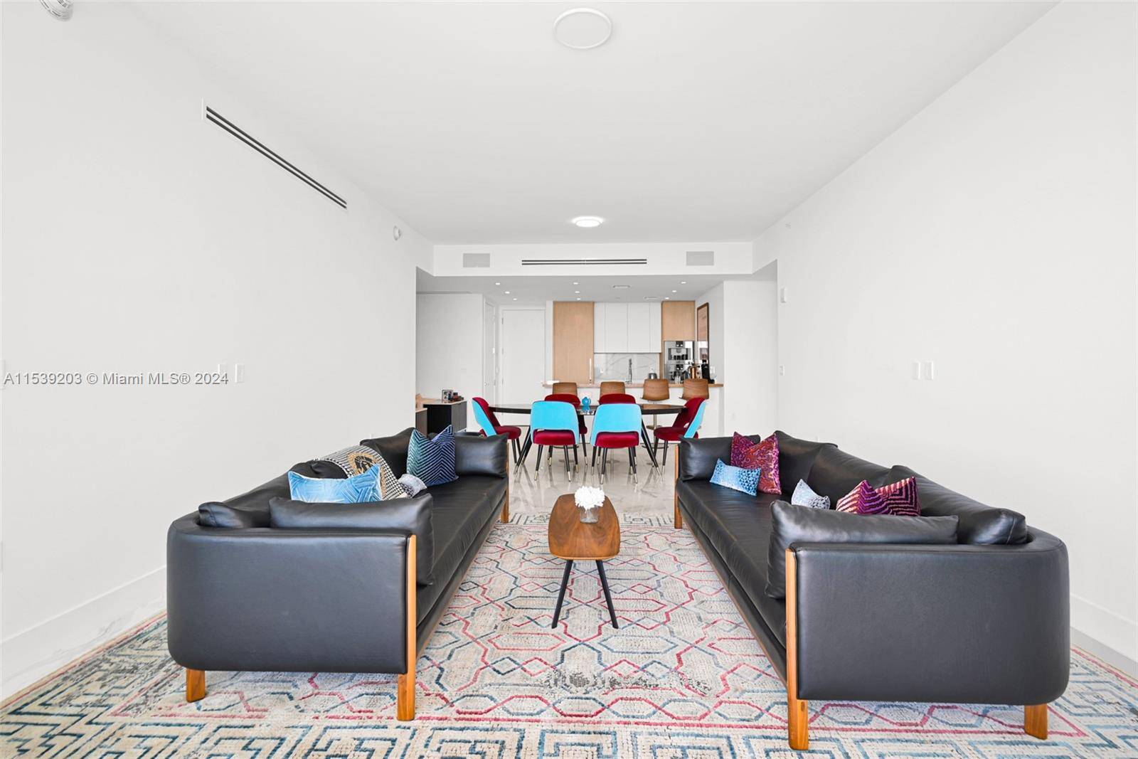 Sunny Isles Beach, FL 33160,15701 Collins Ave #3604