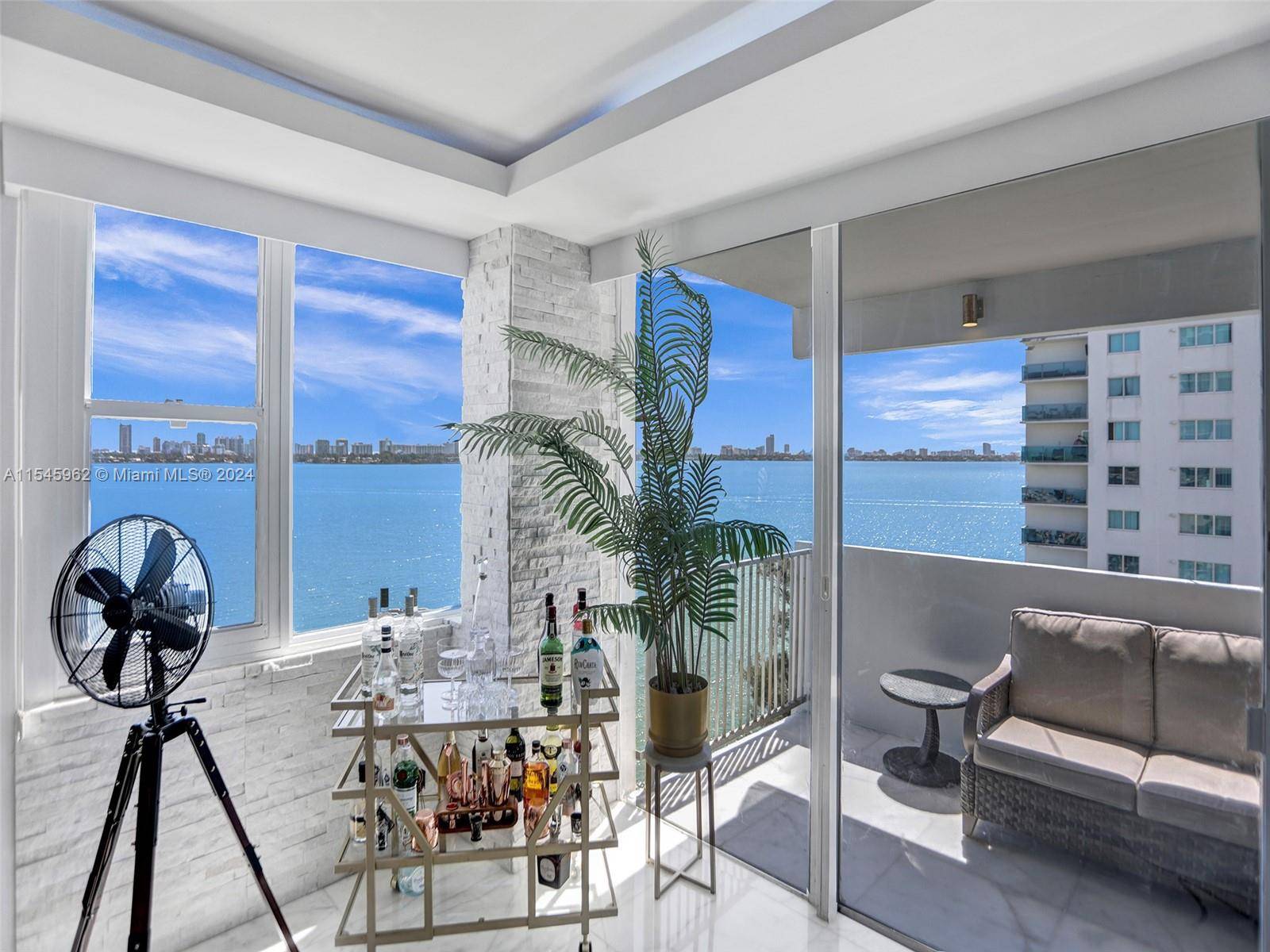 North Bay Village, FL 33141,7545 E Treasure Dr #7H