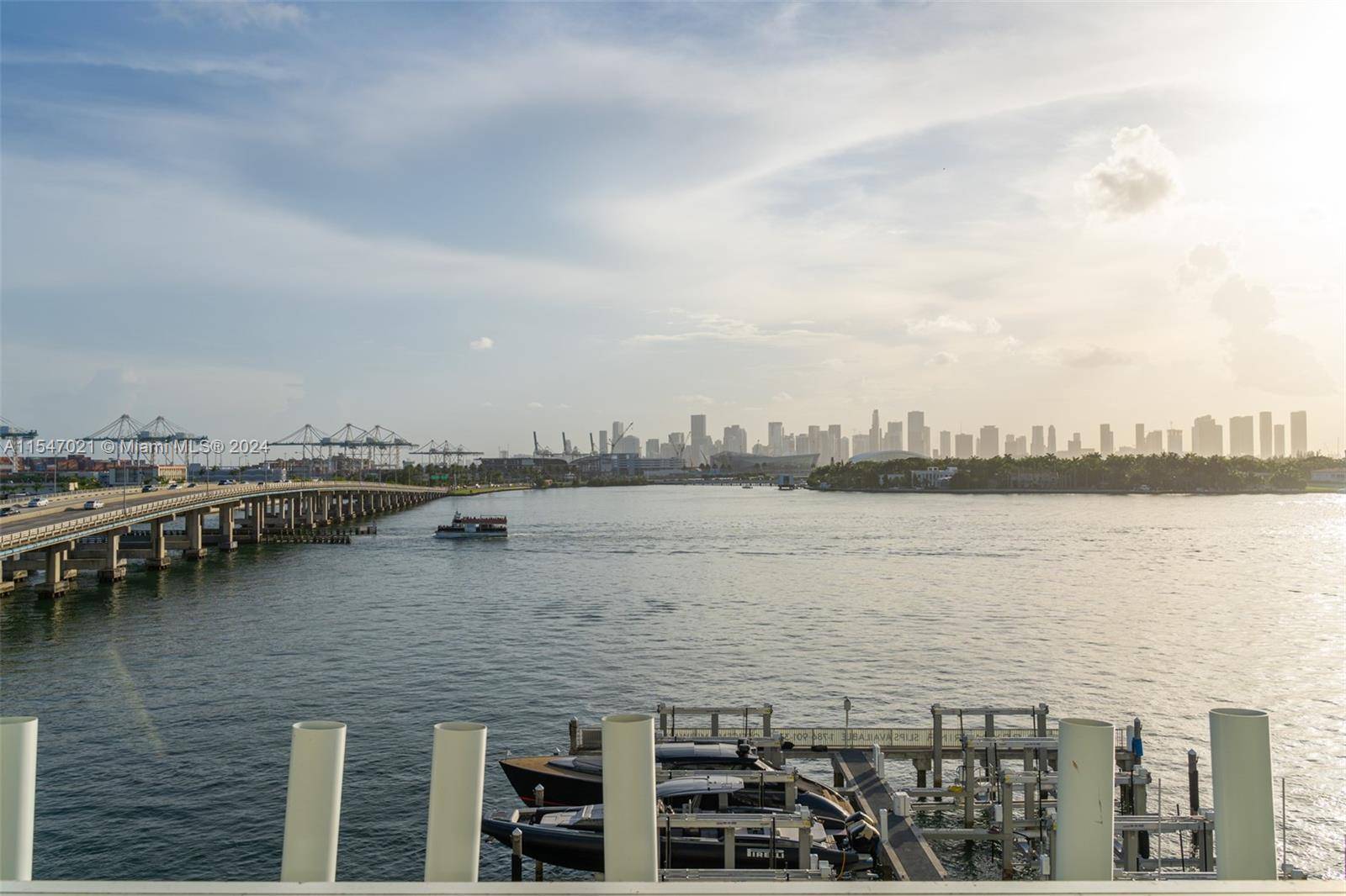 Miami Beach, FL 33139,520 West Ave #501