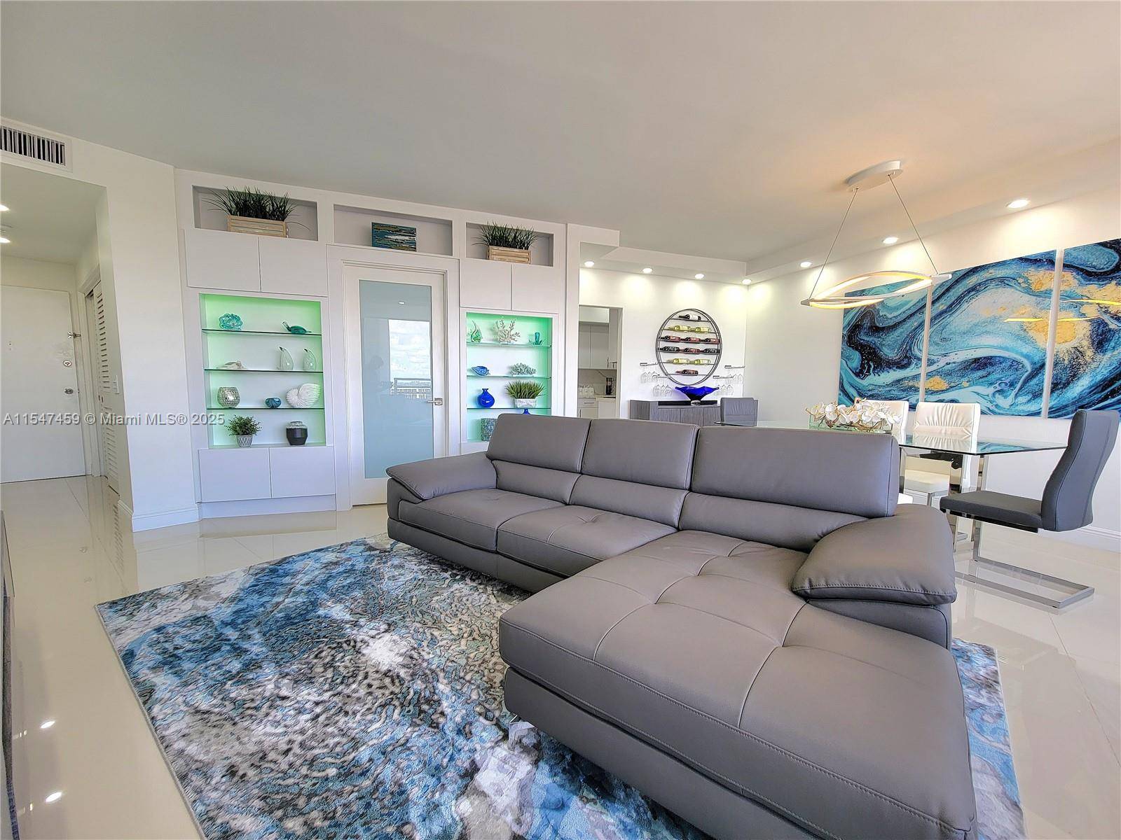 Hollywood, FL 33019,3505 S Ocean Dr #1203