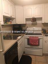 North Miami, FL 33161,645 NE 121st St #307