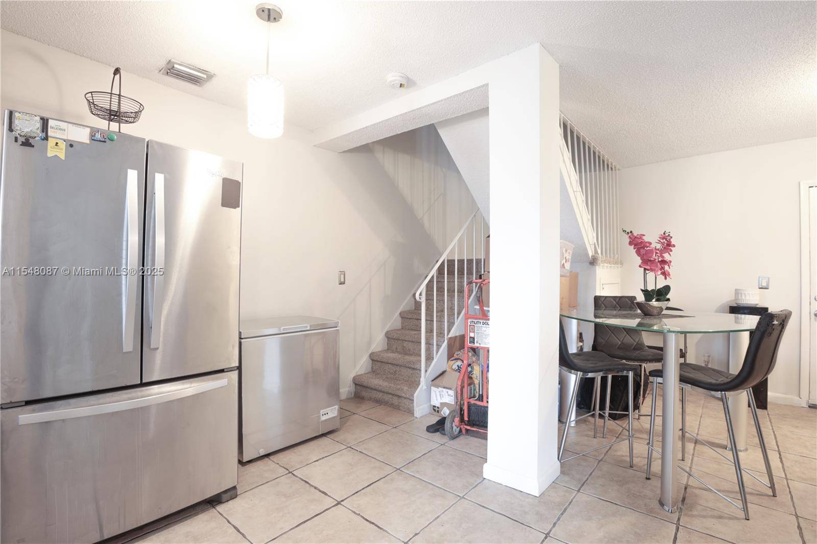 Plantation, FL 33313,7561 NW 16th St #2305