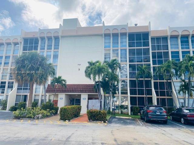 Hallandale Beach, FL 33009,701 Three Islands Blvd #308