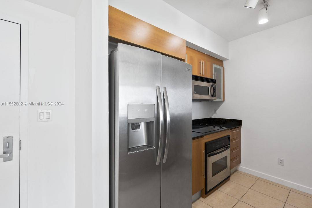 Miami, FL 33131,325 S Biscayne Blvd #2118
