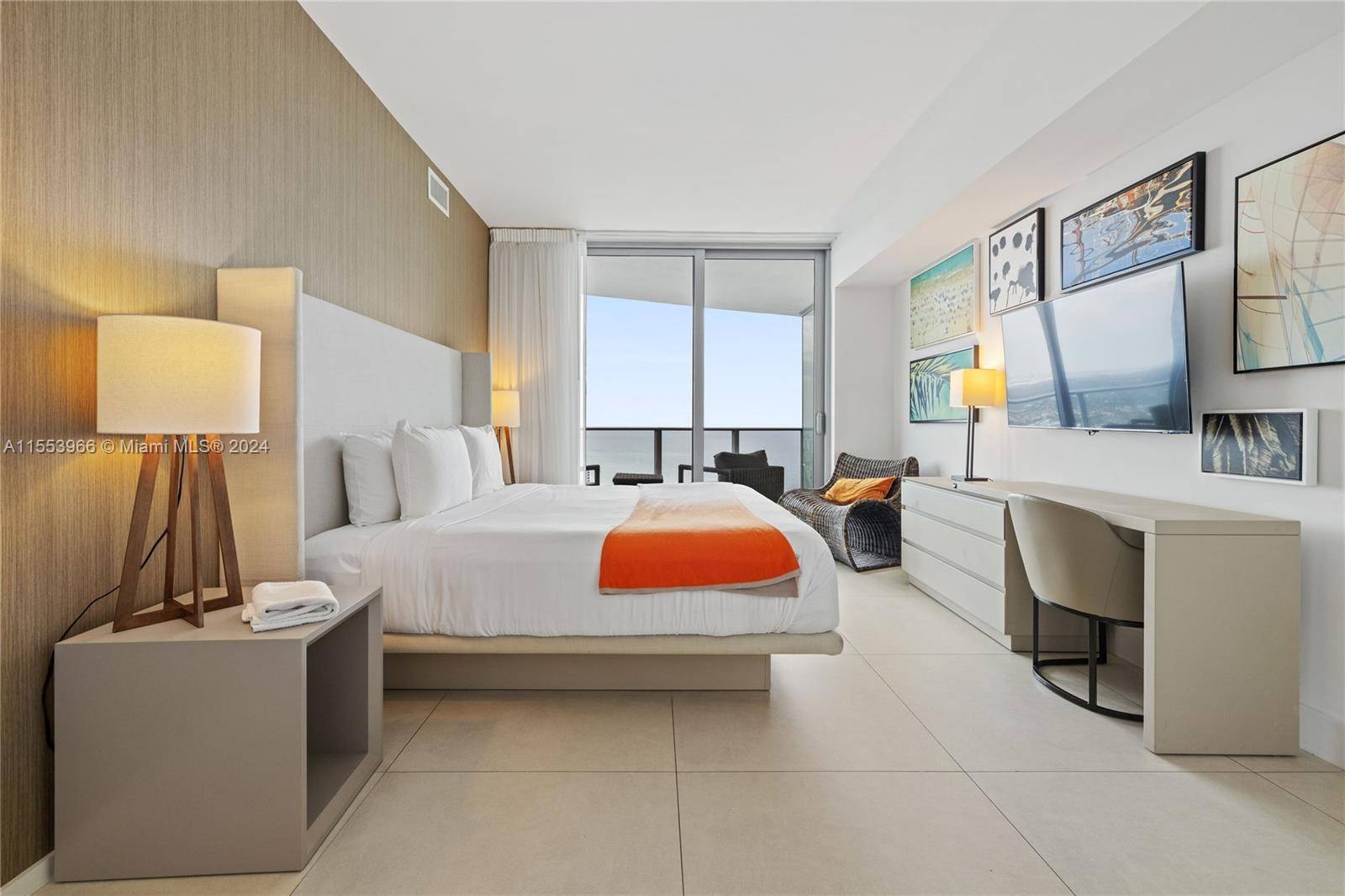 Hollywood, FL 33019,4111 S Ocean Dr #3712