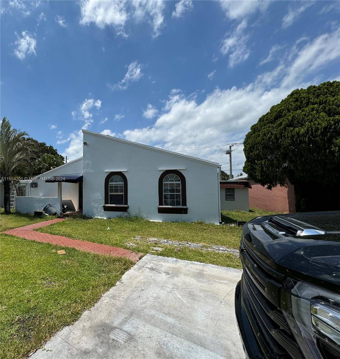 Miami, FL 33177,19422 SW 119th Ct