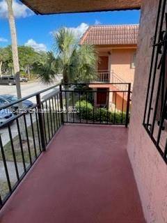 Weston, FL 33326,235 Lakeview Dr #201