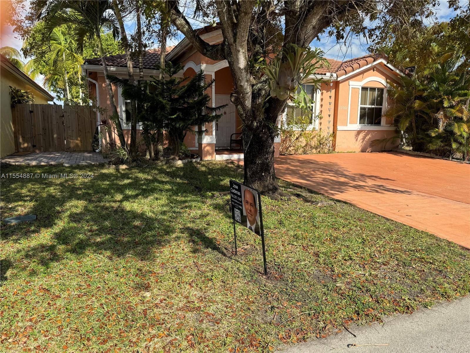 Hialeah, FL 33015,19501 NW 77th Ct