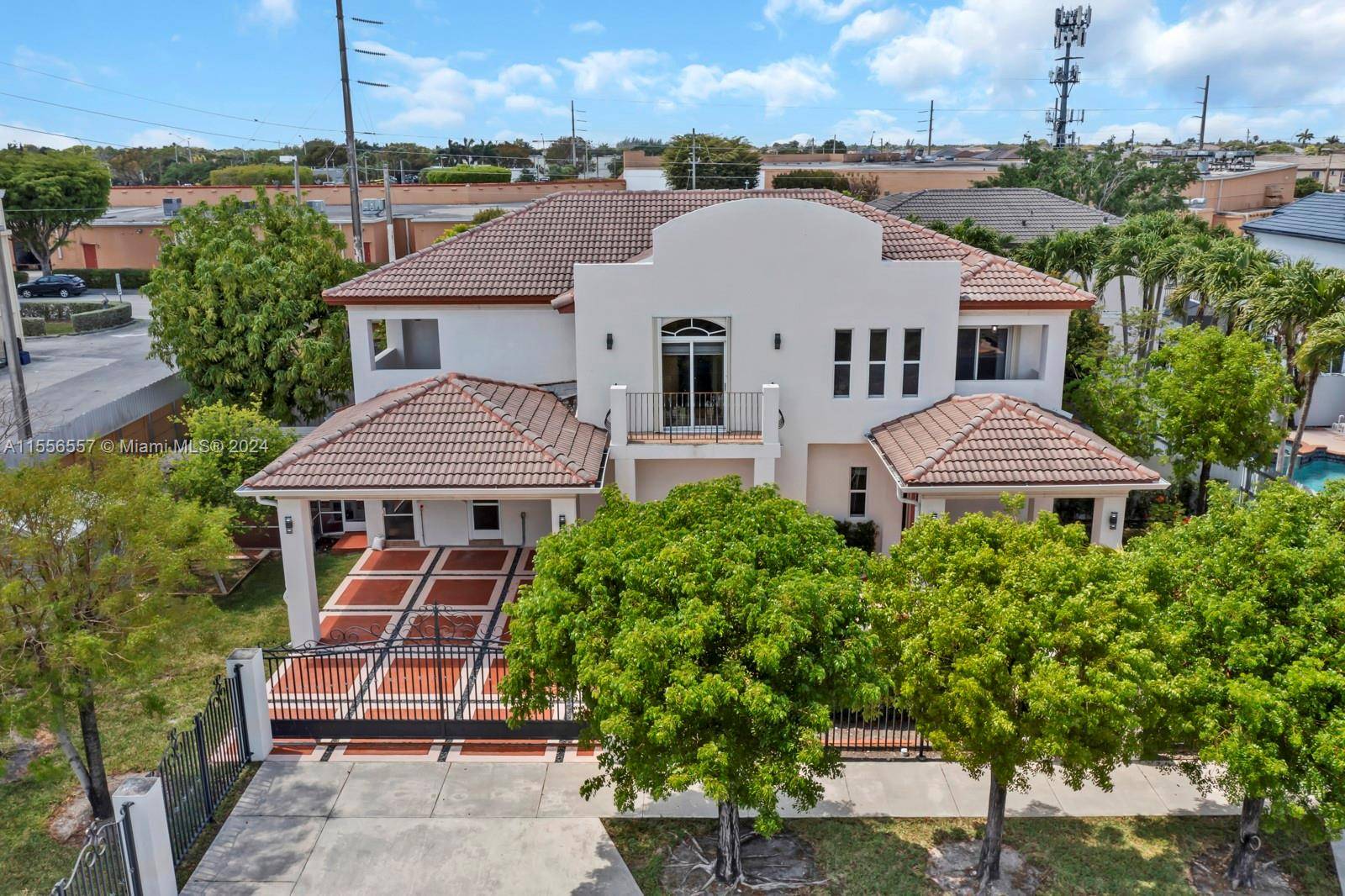 Miami, FL 33175,4014 SW 144th Pl