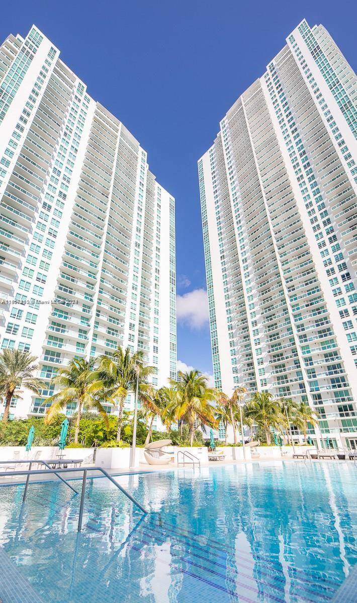 Miami, FL 33131,951 Brickell Ave #3303