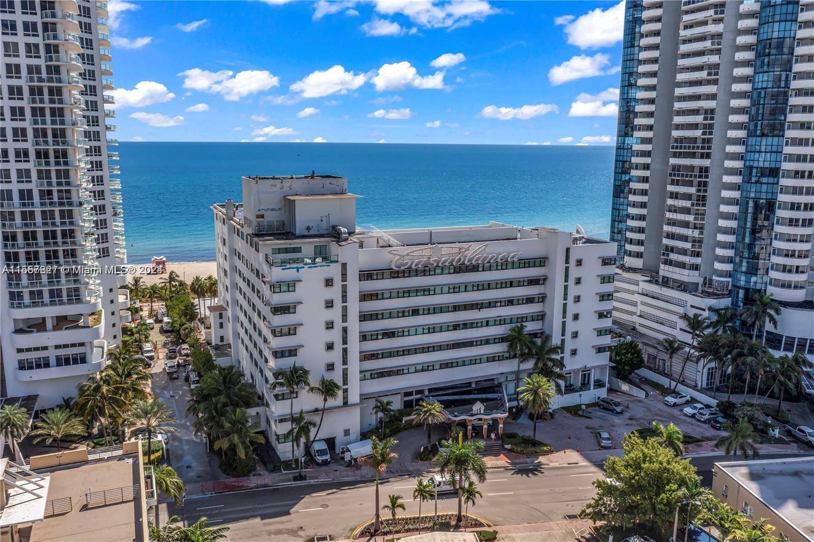 Miami Beach, FL 33141,6345 Collins Ave #906