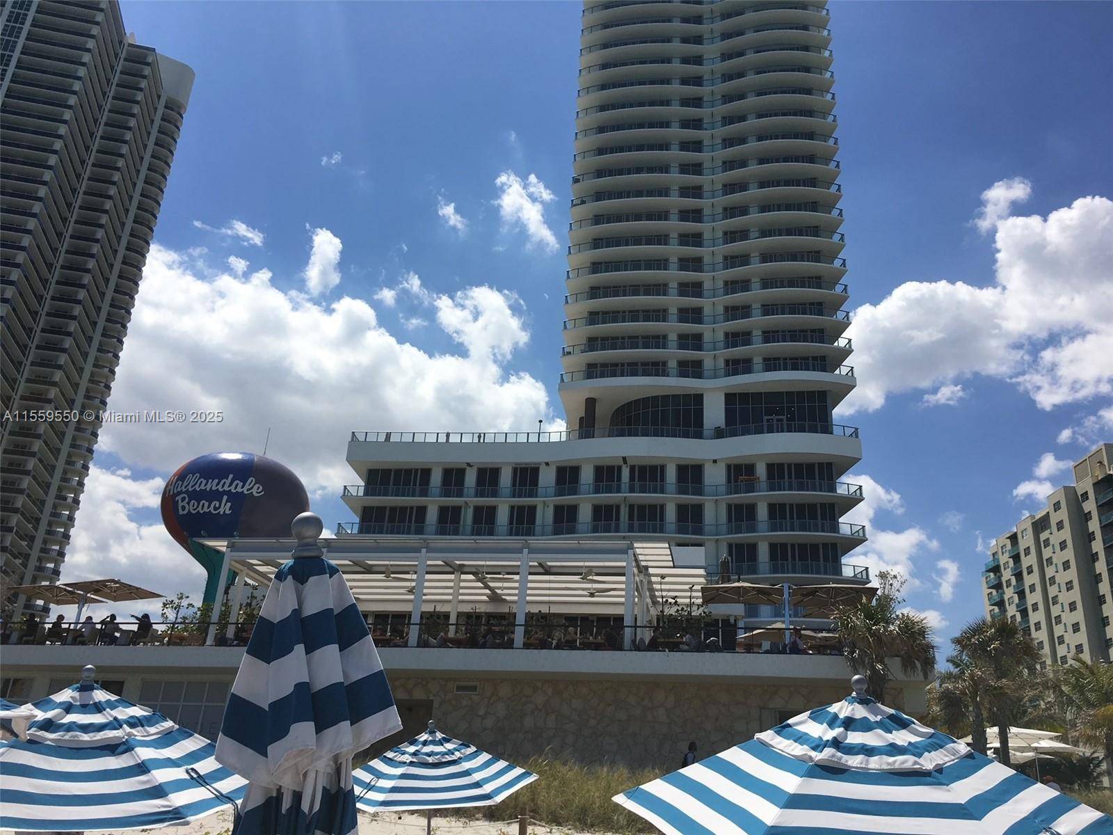 Hollywood, FL 33019,4111 S Ocean Dr #2012