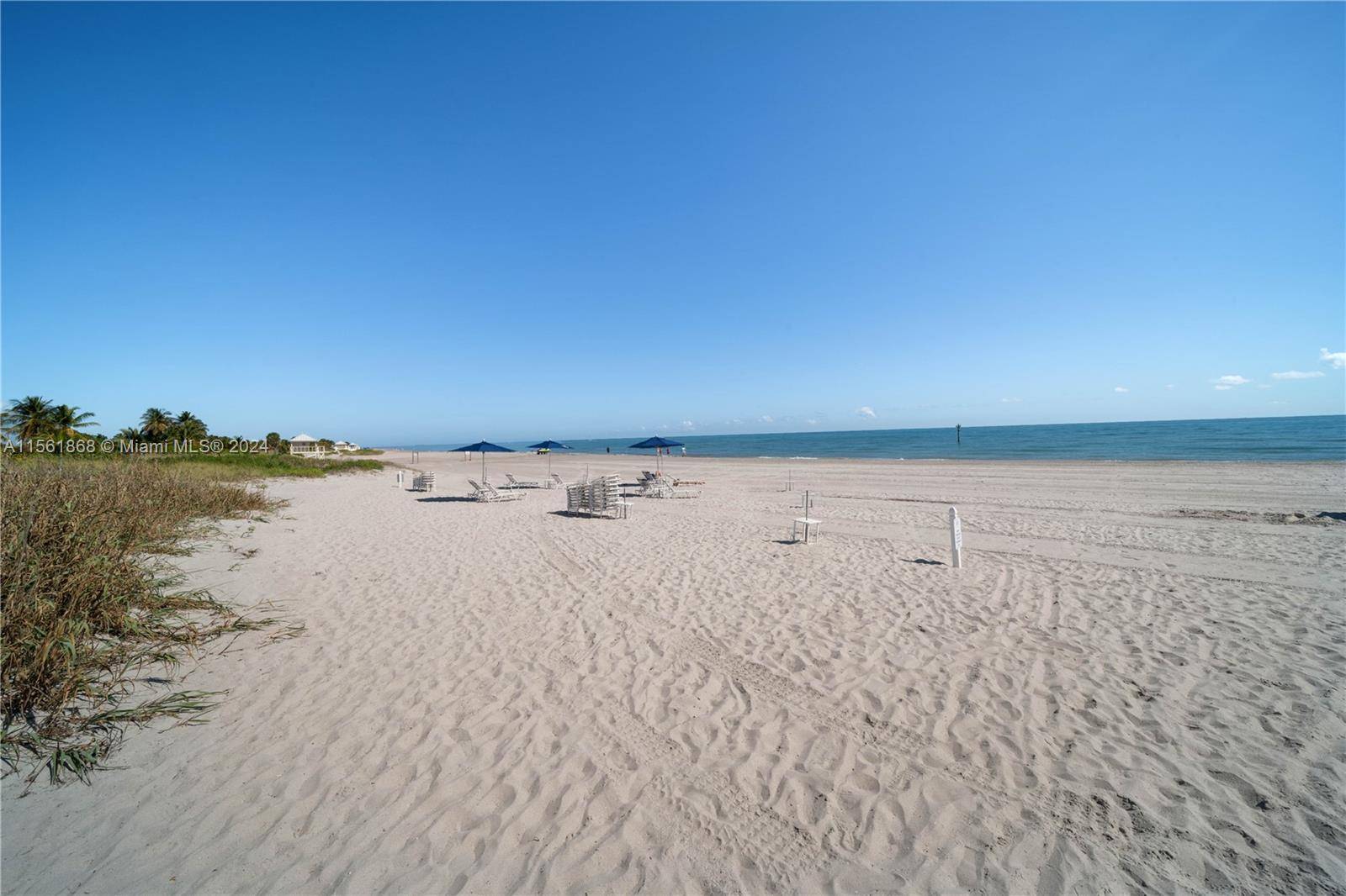 Key Biscayne, FL 33149,155 Ocean Lane Dr #702