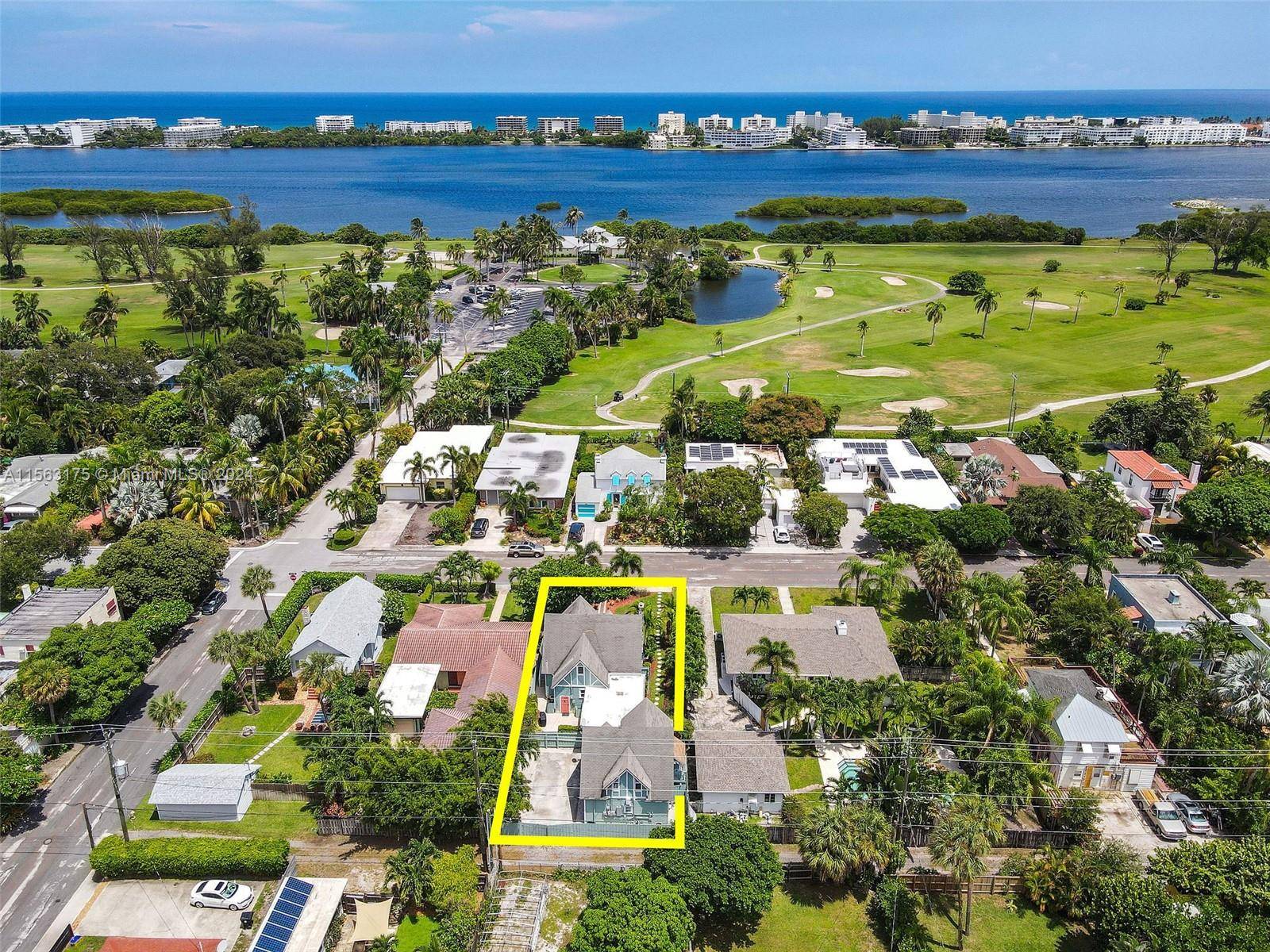 Lake Worth, FL 33460,621 N Lakeside Dr