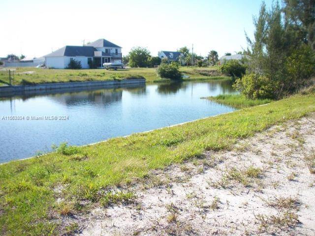 Cape Coral, FL 33914,2927 SW 5th Ave