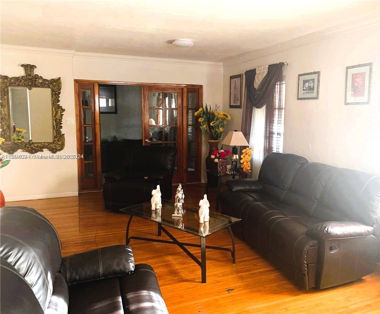 Hialeah, FL 33013,662 E 21st St