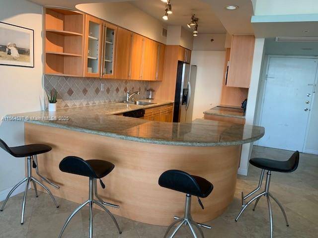 Miami Beach, FL 33139,100 Lincoln Rd #1408