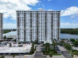 Sunny Isles Beach, FL 33160,500 Bayview Dr #831