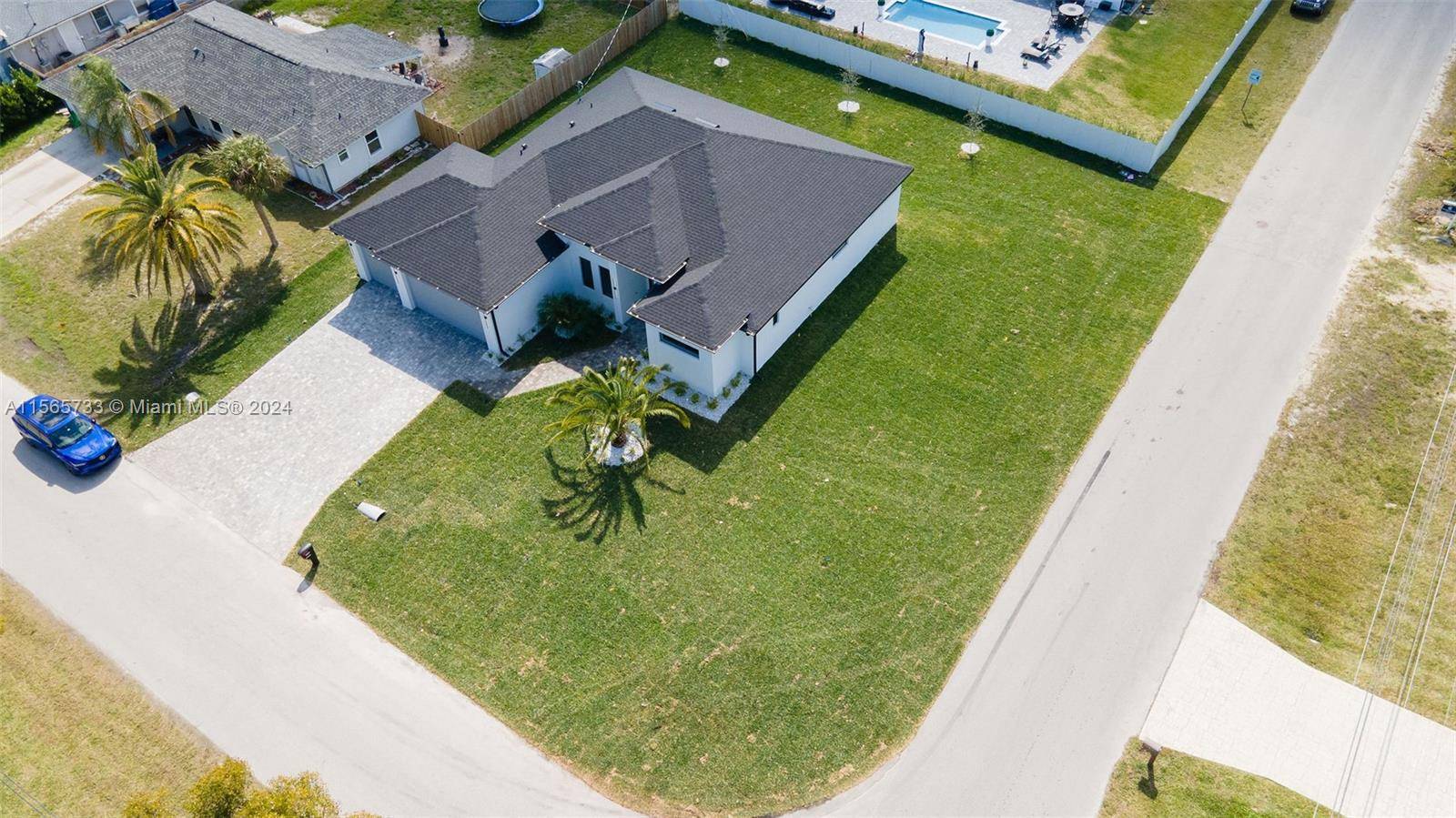 Cape Coral, FL 33991,430 SW 15th ter