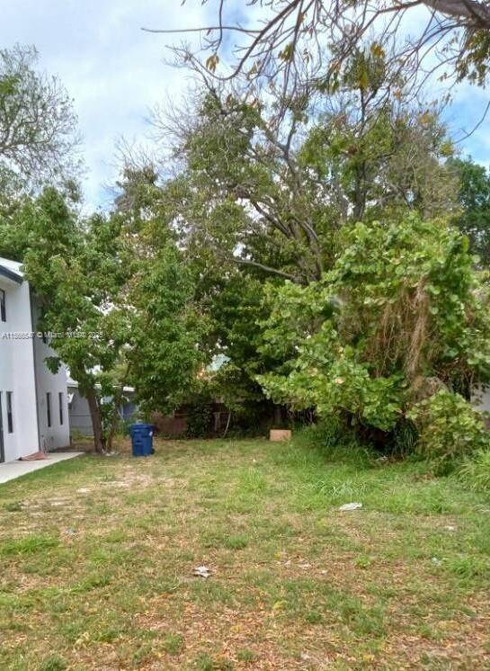 Miami, FL 33147,1841 NW 70th St