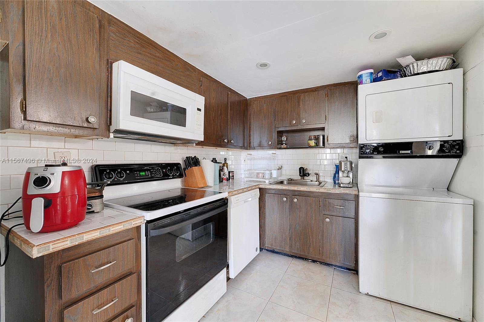 Miami, FL 33129,1901 Brickell Ave #B2205