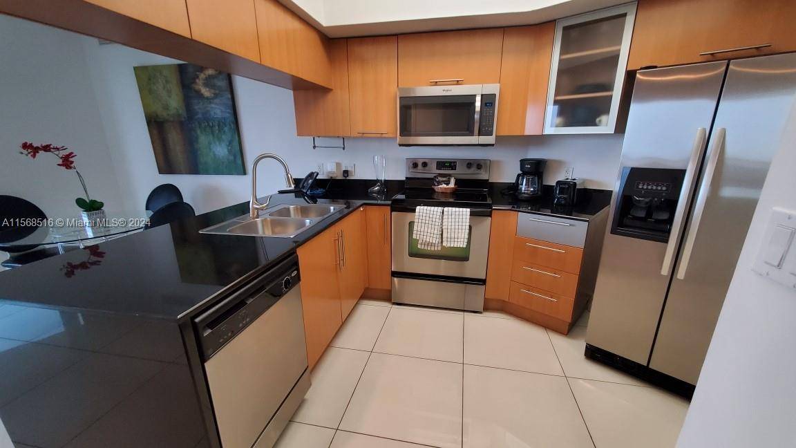 Miami, FL 33132,1750 N Bayshore Dr #3615