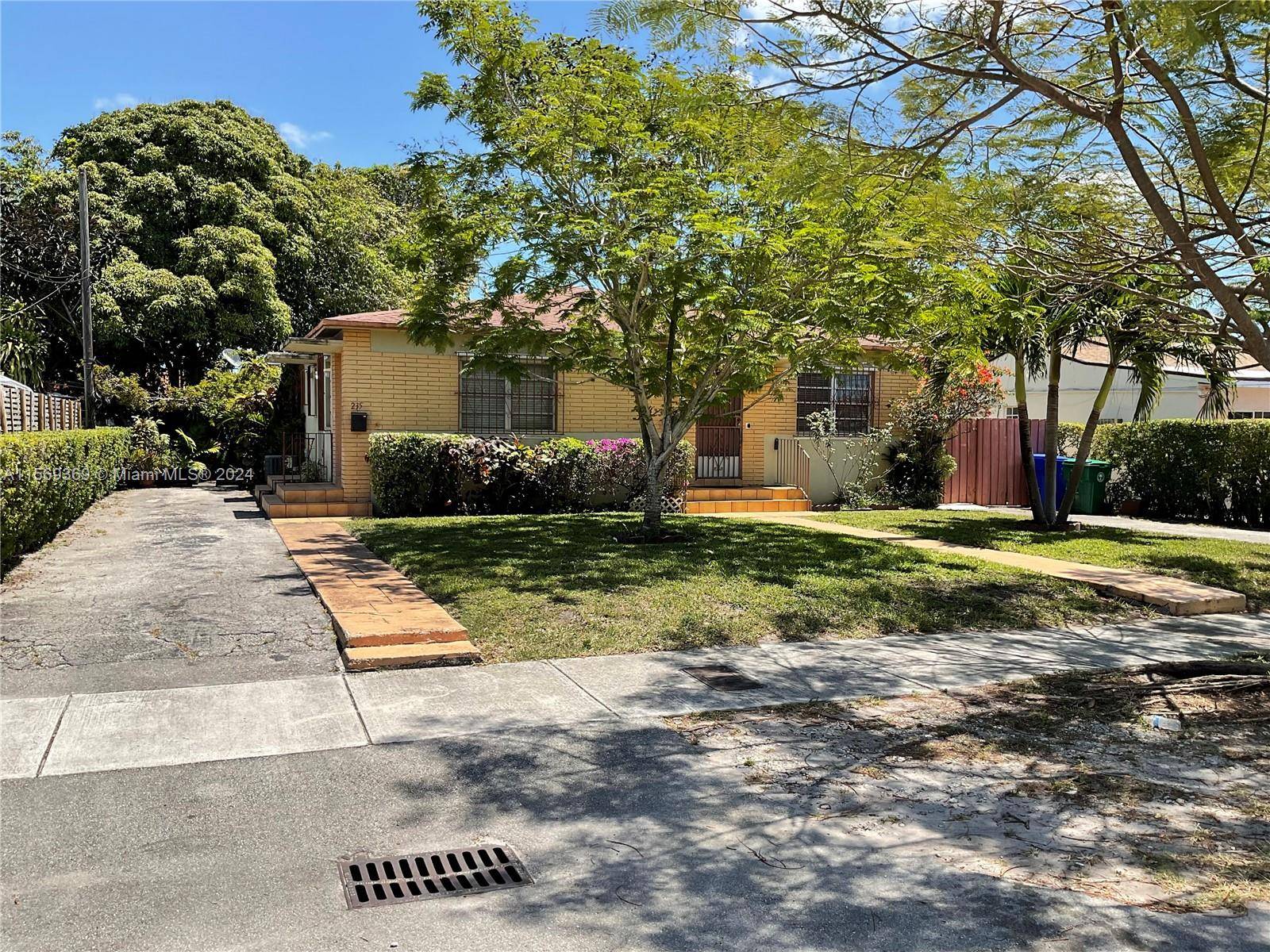Miami, FL 33126,235 NW 45th Ave