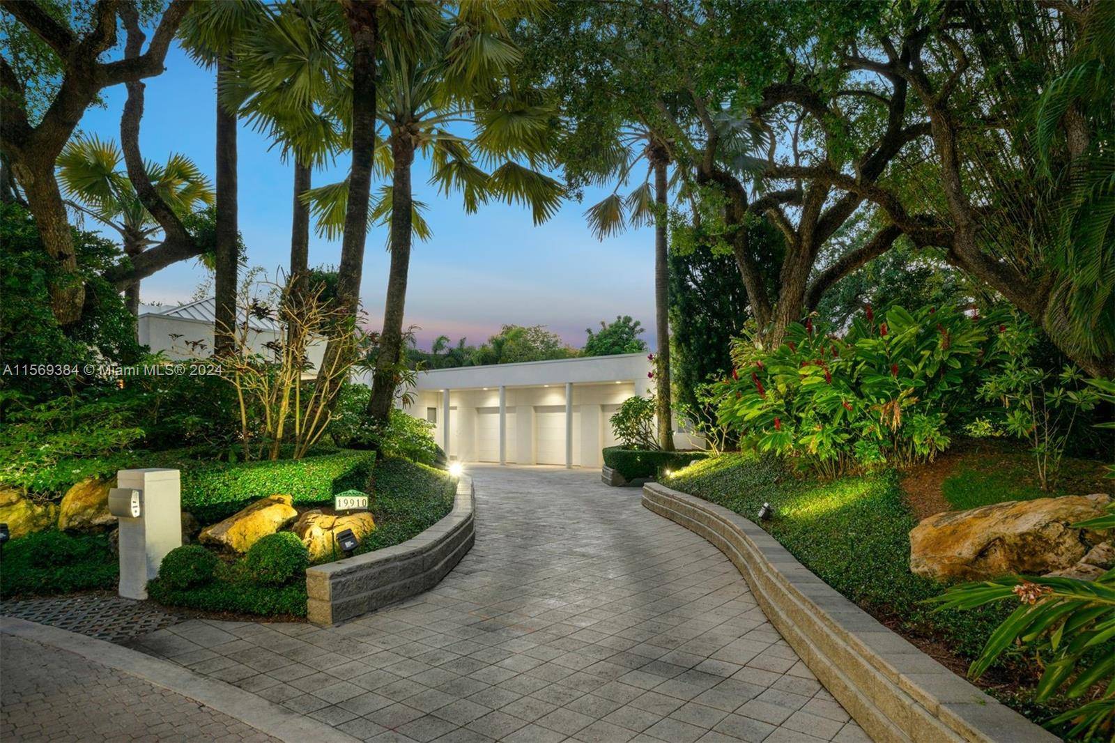 Miami, FL 33179,19910 NE 19th Ct