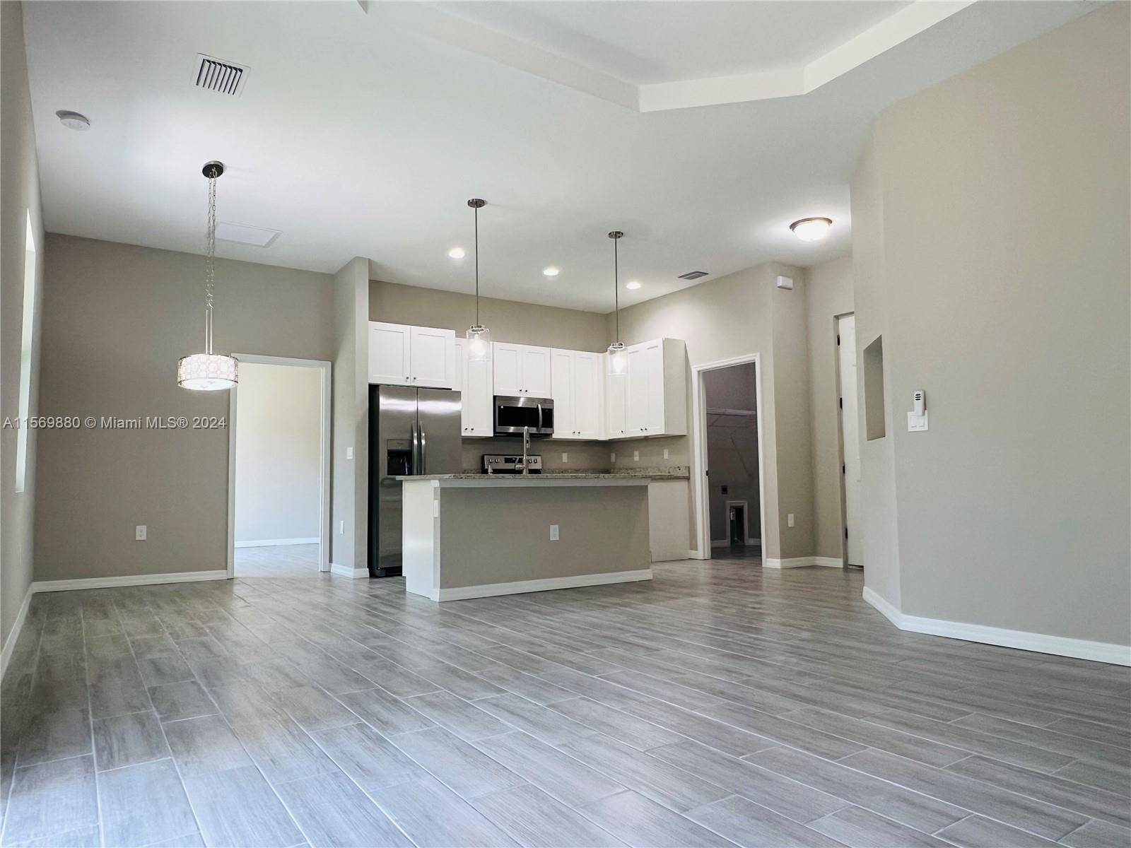 La Belle, FL 33935,1225 March LN