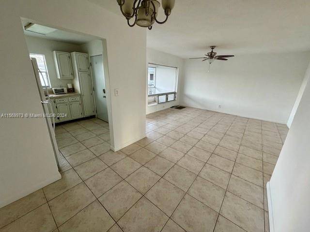 Lauderhill, FL 33313,1701 NW 46th Ave #209