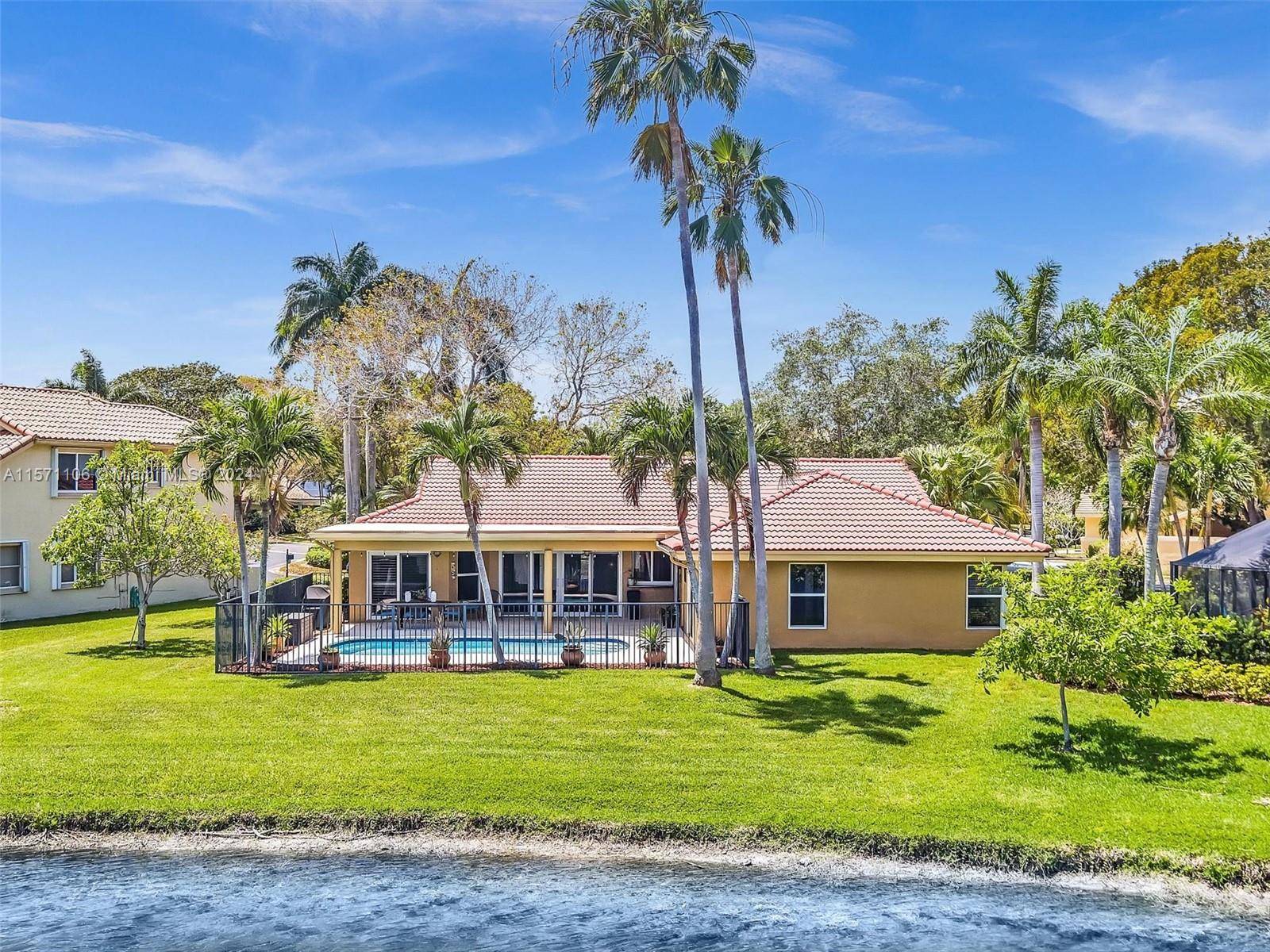 Weston, FL 33326,1720 Lakeshore Dr