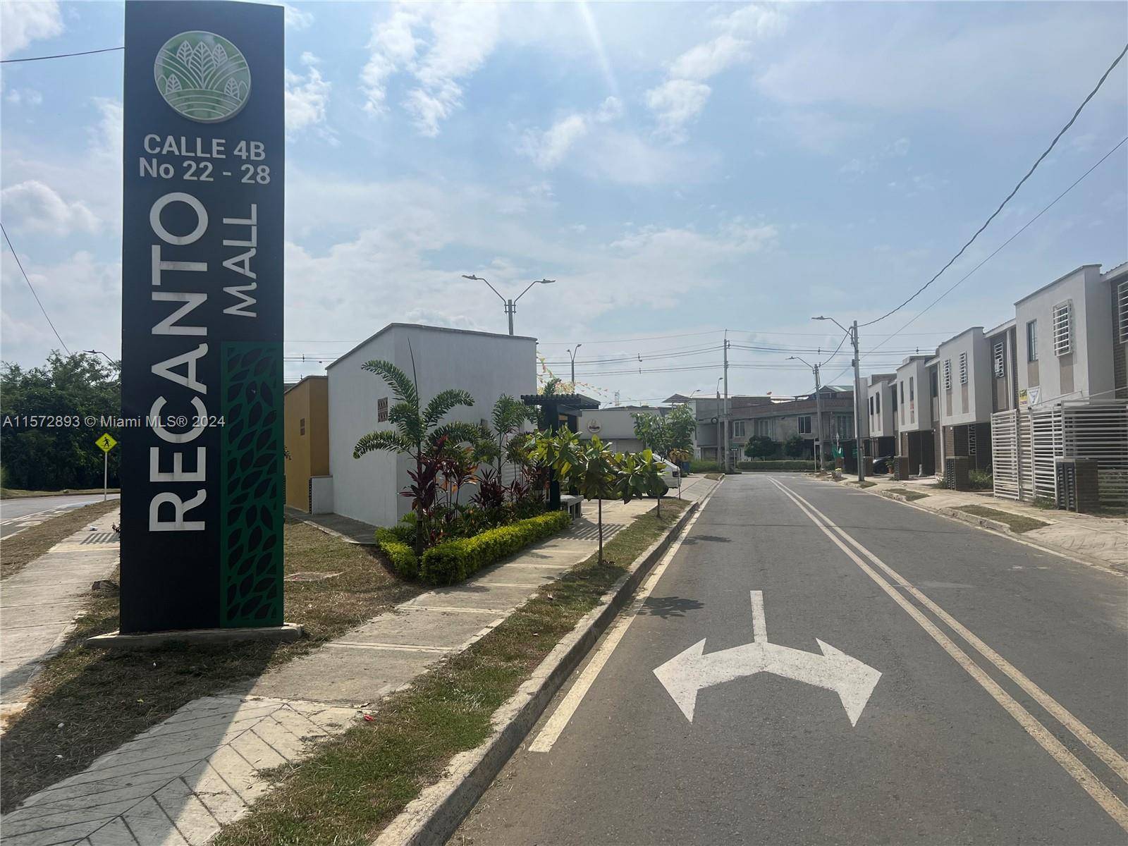 Jamundi, Colombia,Calle 3 A # 22-76 S Manzana 3 #8