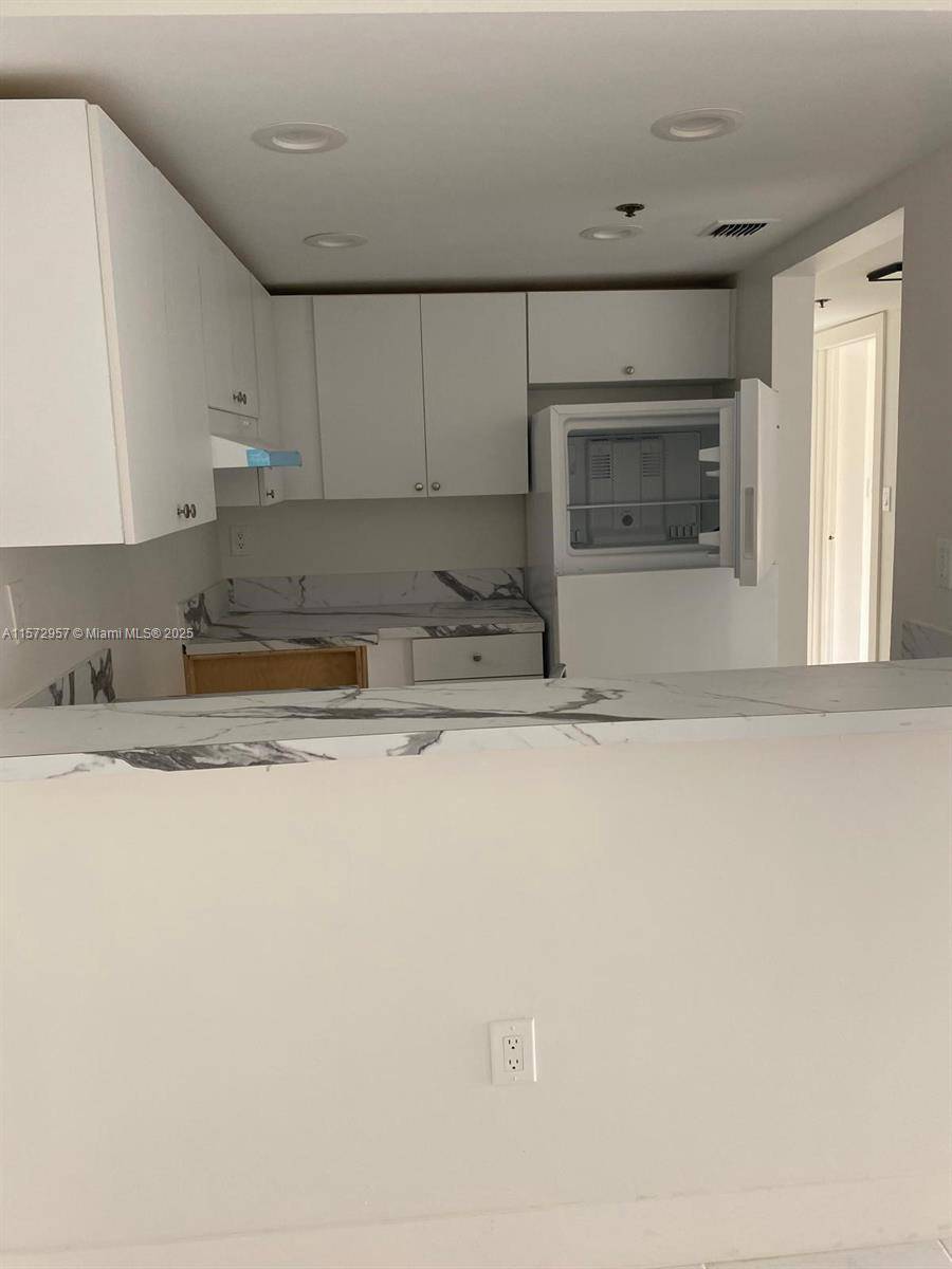 Miami, FL 33125,1750 NW 27th Ave #0