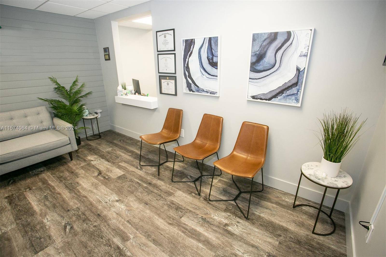 Pembroke Pines, FL 33028,1806 N Flamingo Rd #440