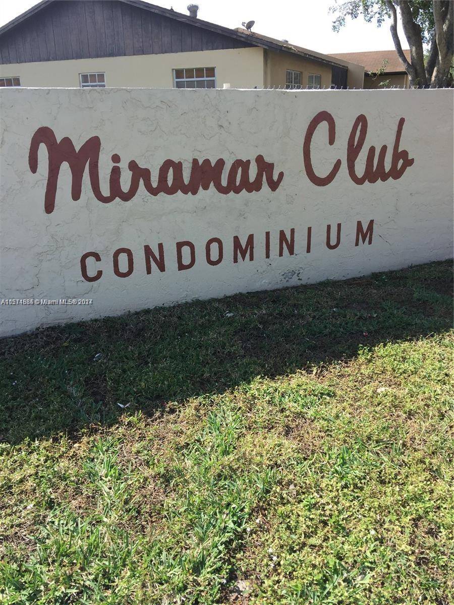 Miramar, FL 33025,3400 Foxcroft Rd #107