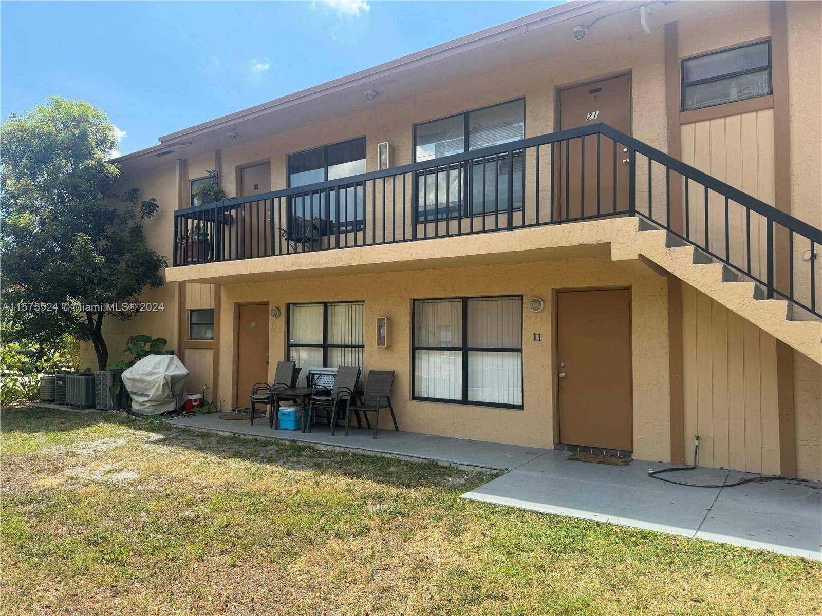 Hialeah, FL 33016,2685 W 66th St #12-20