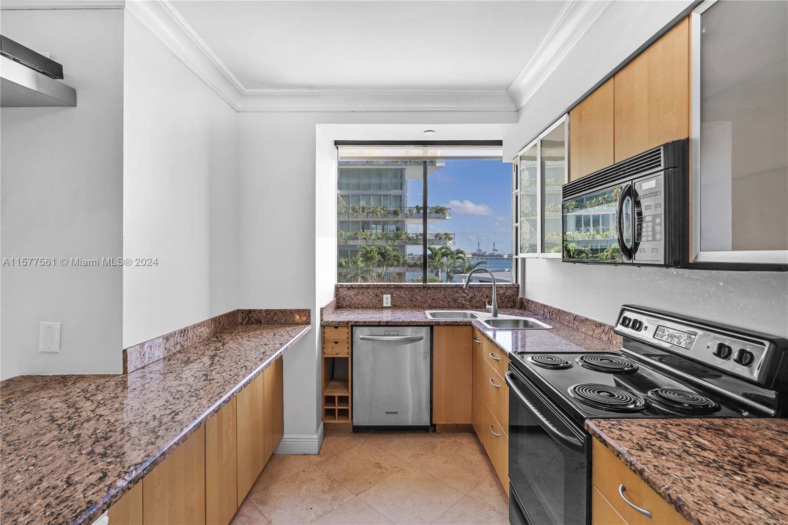 Miami Beach, FL 33139,1330 West Ave #504