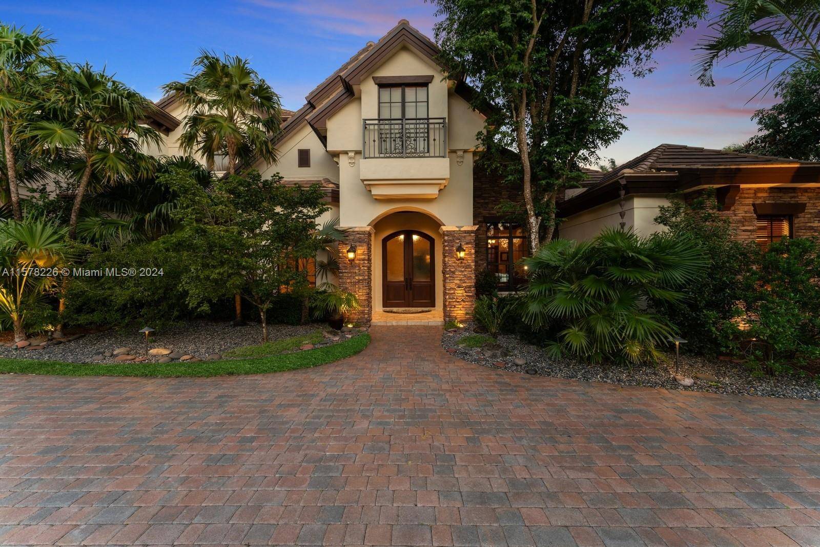 Pinecrest, FL 33156,12301 Vista Ln