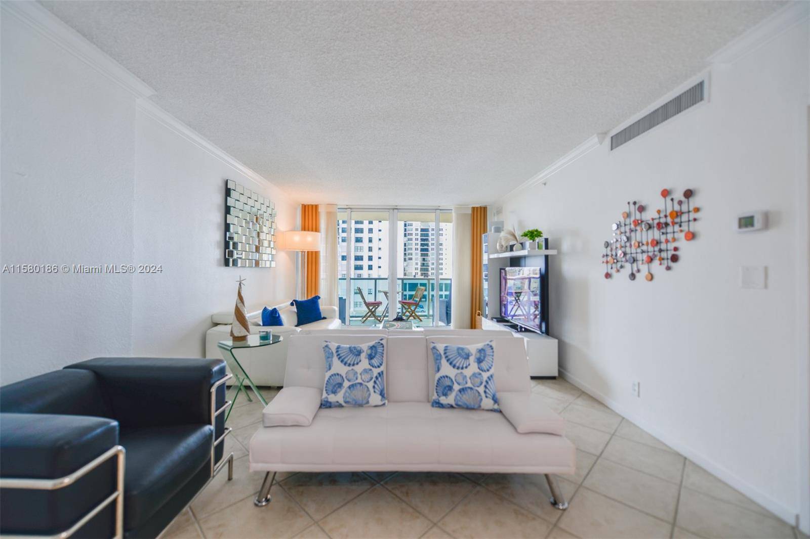 Hollywood, FL 33019,2501 S Ocean Dr #539