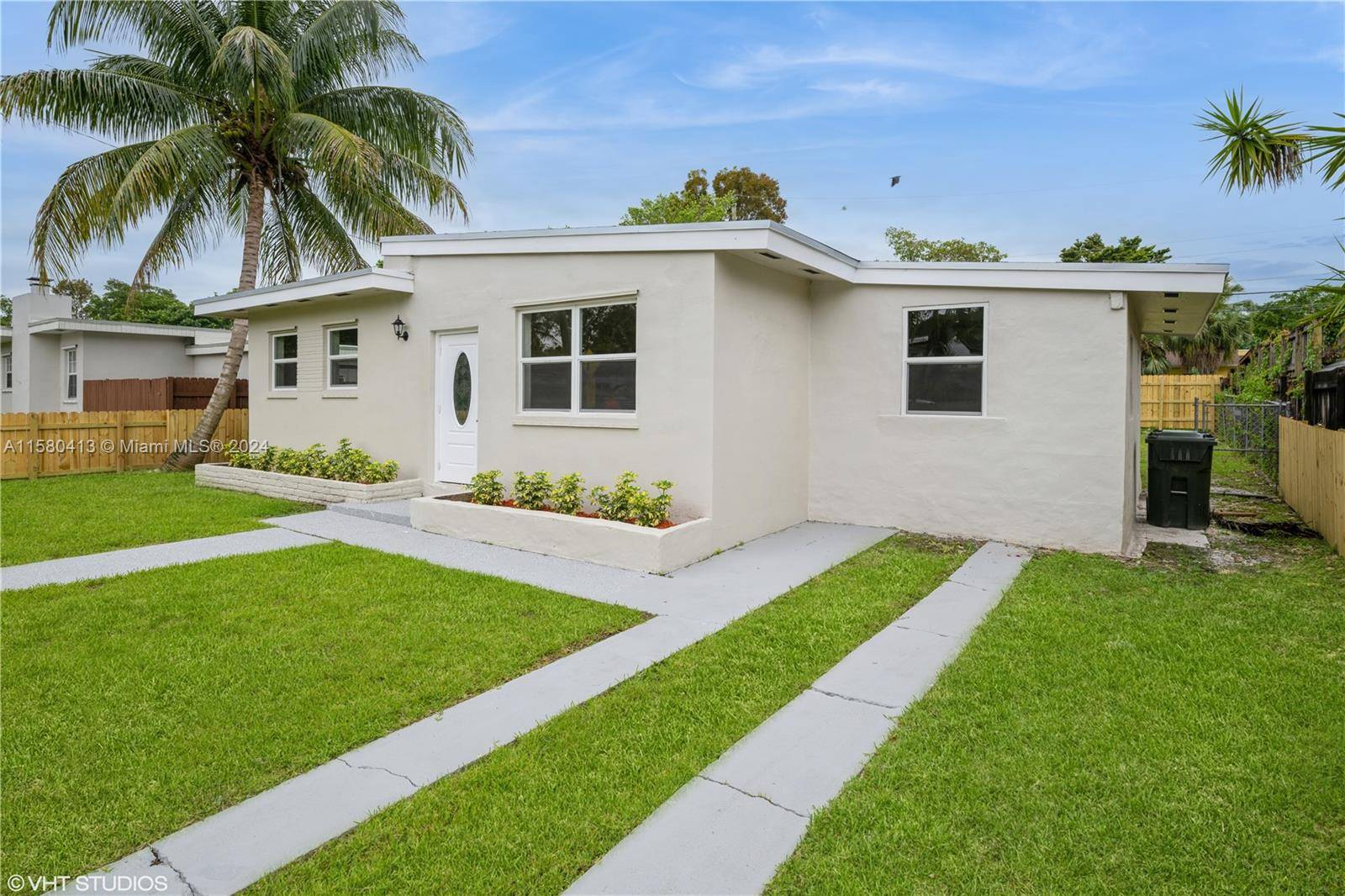 South Miami, FL 33143,6110 SW 61st St