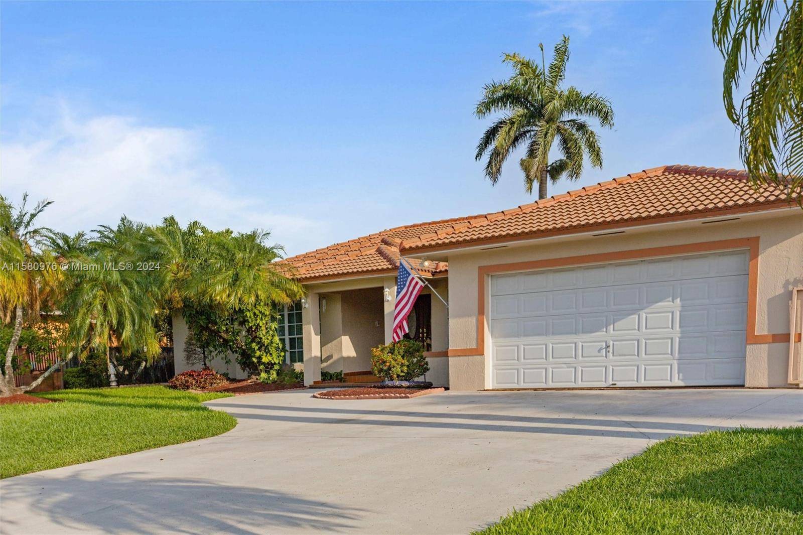 Hialeah Gardens, FL 33018,10440 NW 131st St