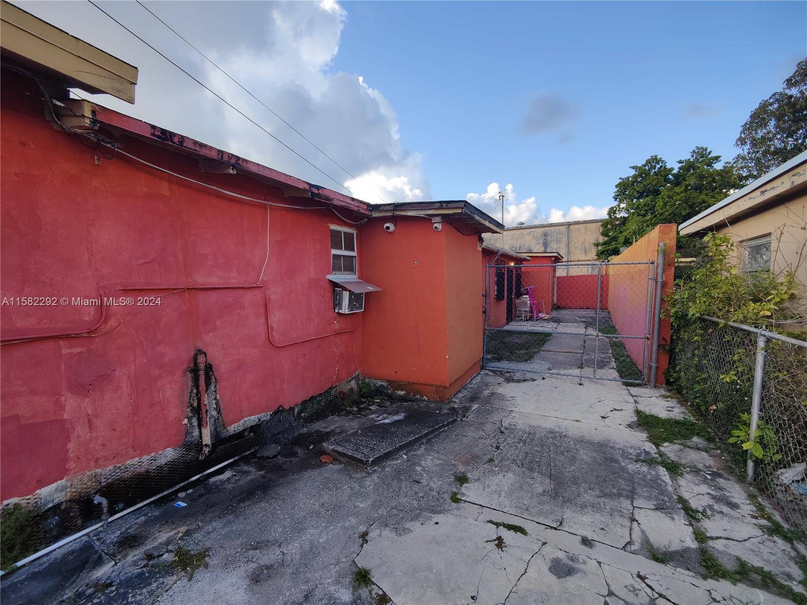Miami, FL 33142,3070 NW 26th St
