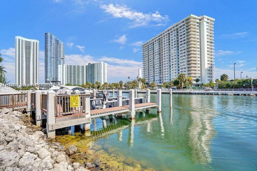 Sunny Isles Beach, FL 33160,400 Kings Point Dr #1208