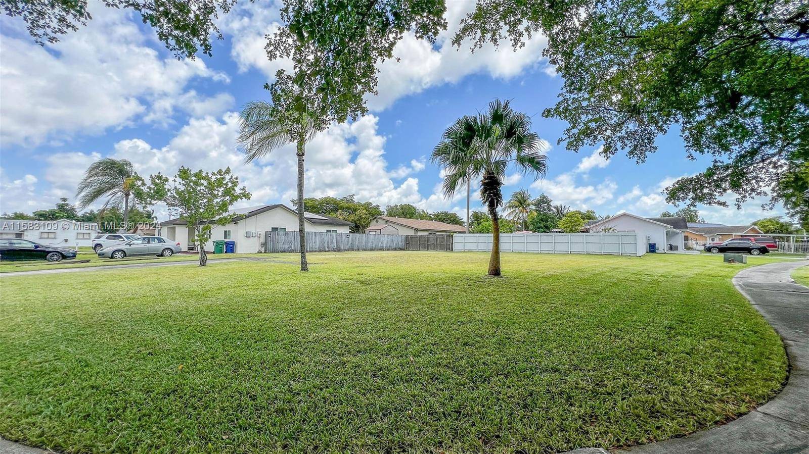 Miami, FL 33157,17121 SW 116th Ave
