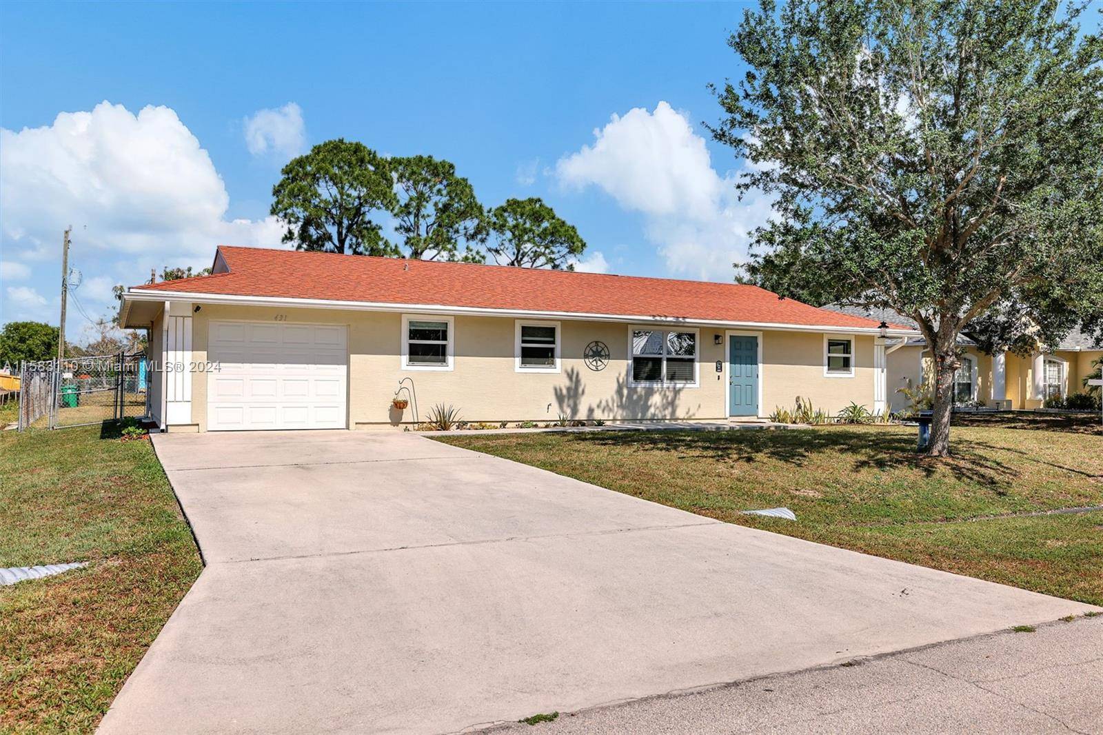 Port St. Lucie, FL 34983,431 SW Peach St